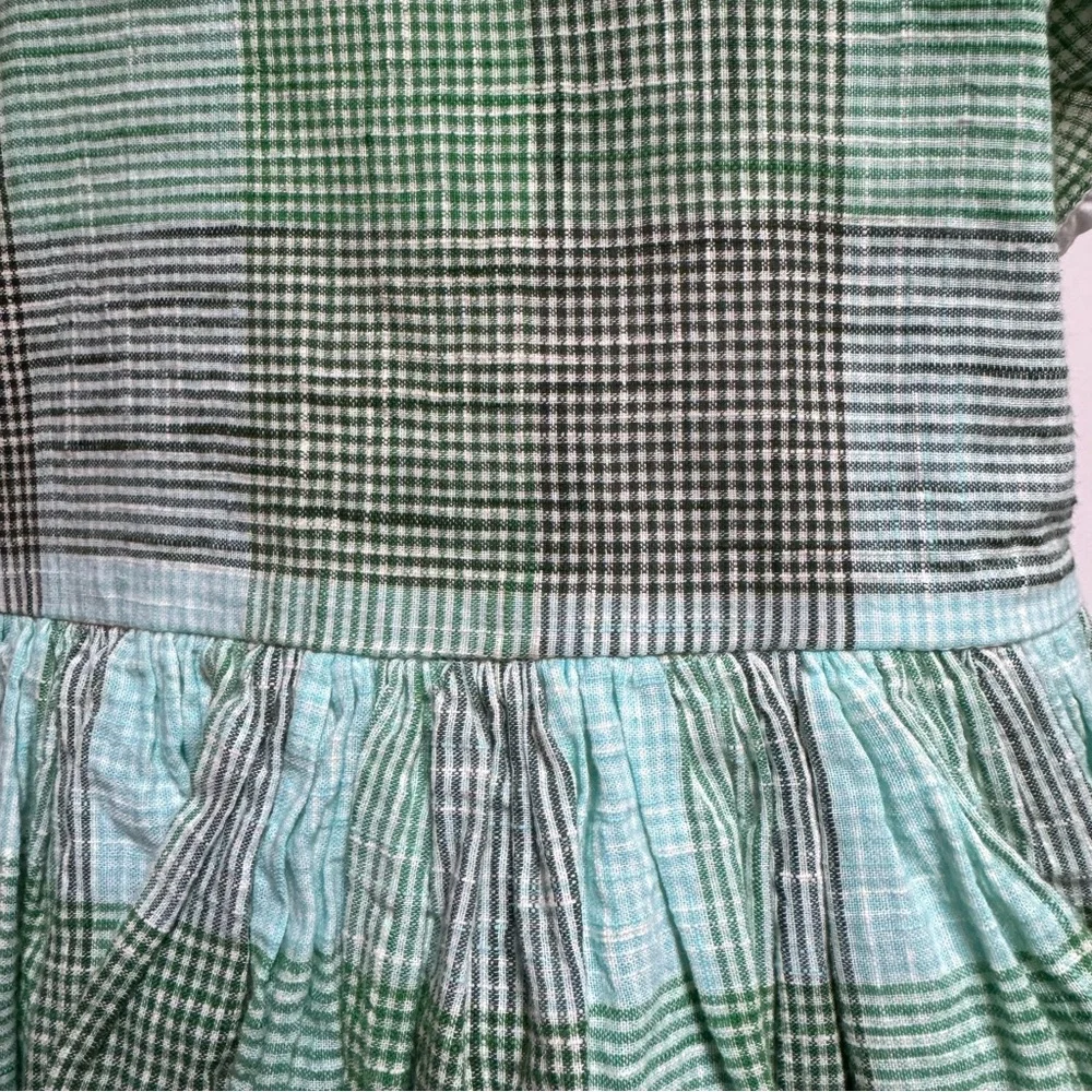 Well Dressed Wolf Holiday Plaid Green White Peter Pan Style Collar Girls size 2T